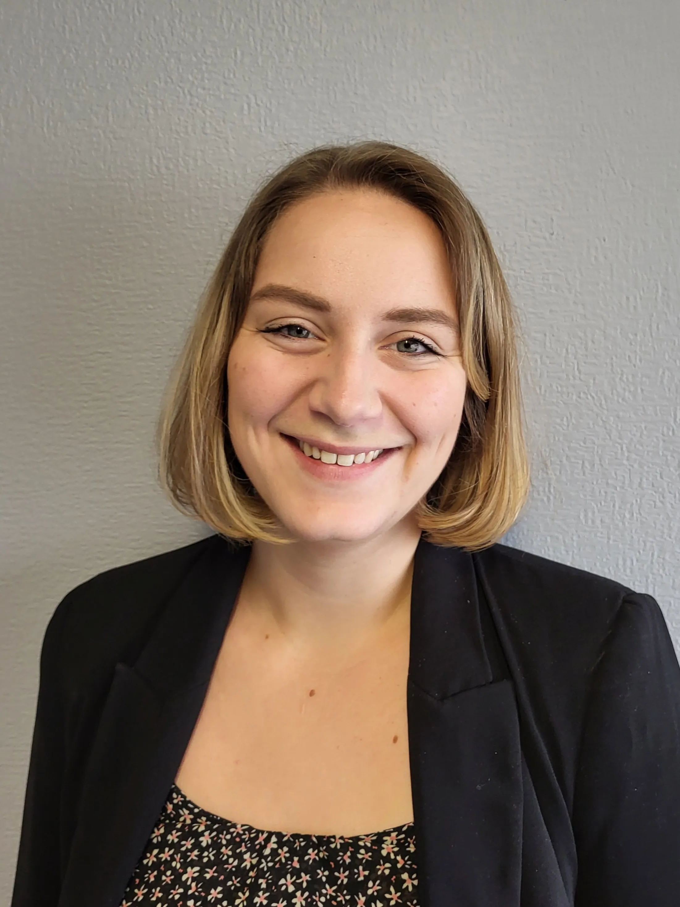 Portrait praticienne Coralie Sivy